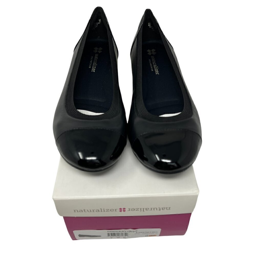 Women's Naturalizer Therese, Black, 8N